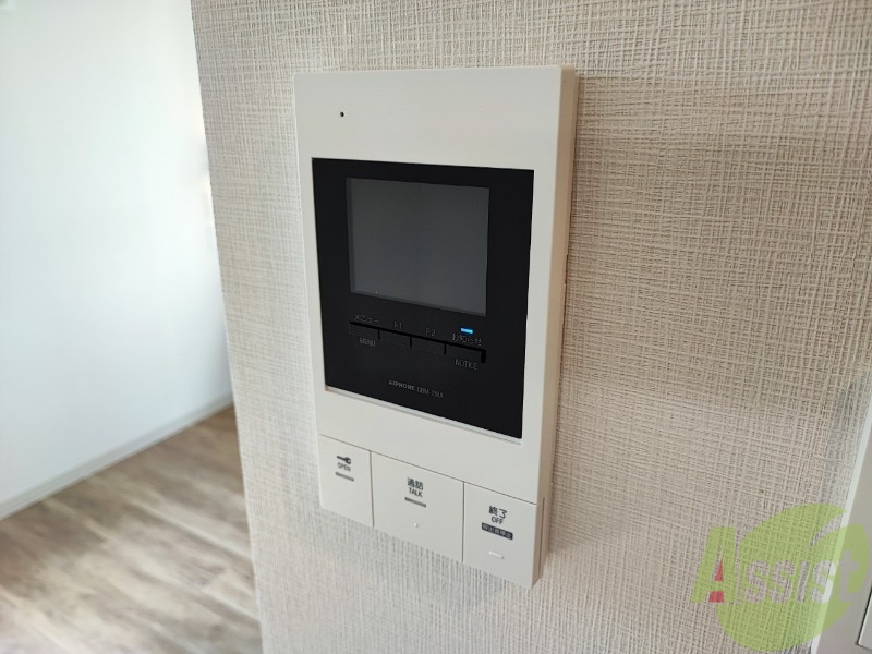 セキュリティ　ＴＶモニター付インターホンです。来客者の顔が見えるので安心！