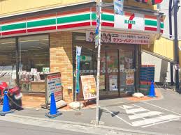コンビニ　セブンイレブン 品川東大井5丁目店（コンビニ）まで165m