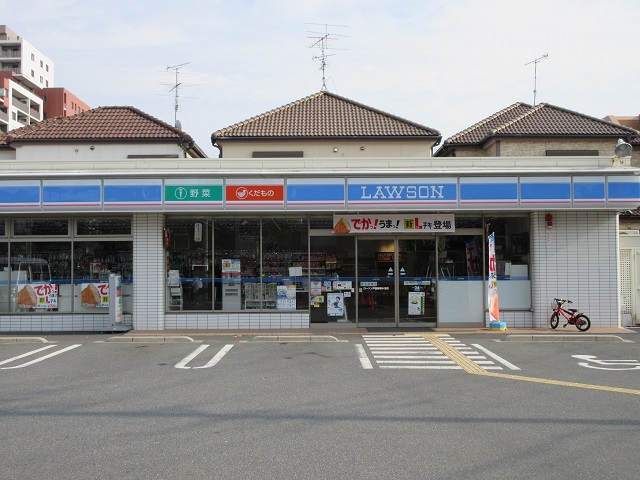 コンビニ　ローソン戸田新曽小玉店（コンビニ）まで425m