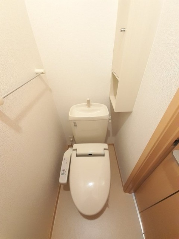 トイレ　図面と現状に相違がある場合には現状を優先