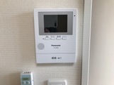 セキュリティ　TVモニター付きインターホンでセキュリティ面も安心♪