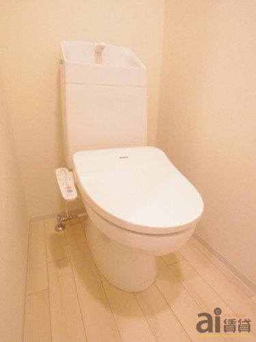 トイレ　※同施工会社イメージ写真