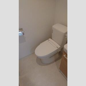 トイレ　落ち着いたトイレです