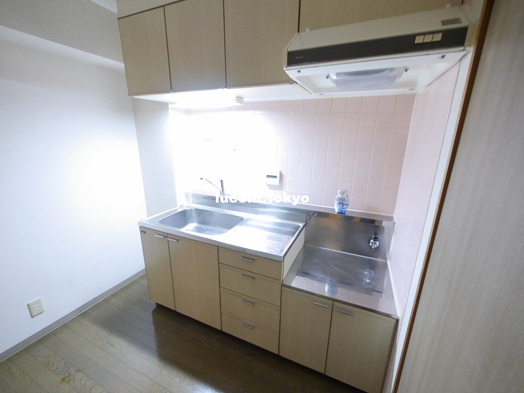 キッチン　同建物内参考写真