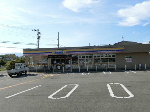 コンビニ　ミニストップ　岸和田包近店（コンビニ）まで277m