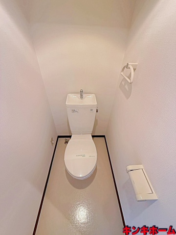トイレ　写真は別のお部屋です。