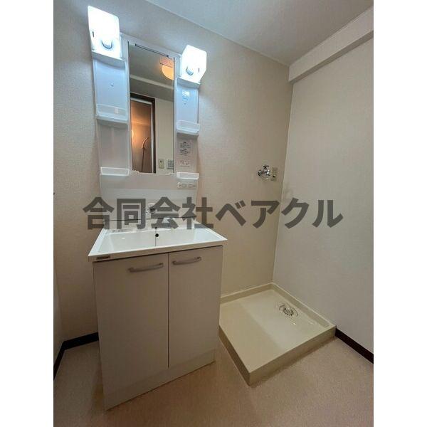 洗面設備　コンパクトで使いやすい洗面所