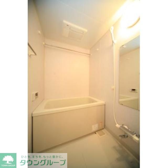 バス・シャワールーム　※写真は同タイプ住戸です。