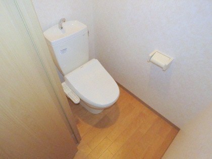 トイレ　ウォシュレットです☆