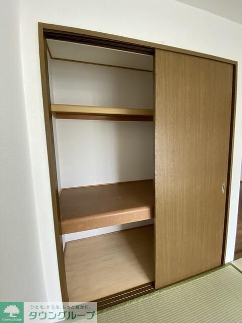 収納　※別部屋参考写真となります