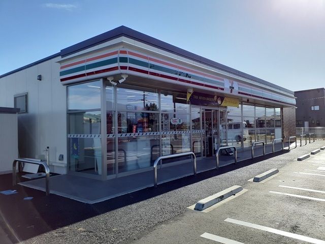 コンビニ　セブンイレブン福島笹木野小針店（コンビニ）まで550m