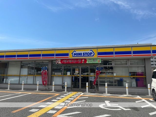 コンビニ　ミニストップ堺津久野町店（コンビニ）まで712m