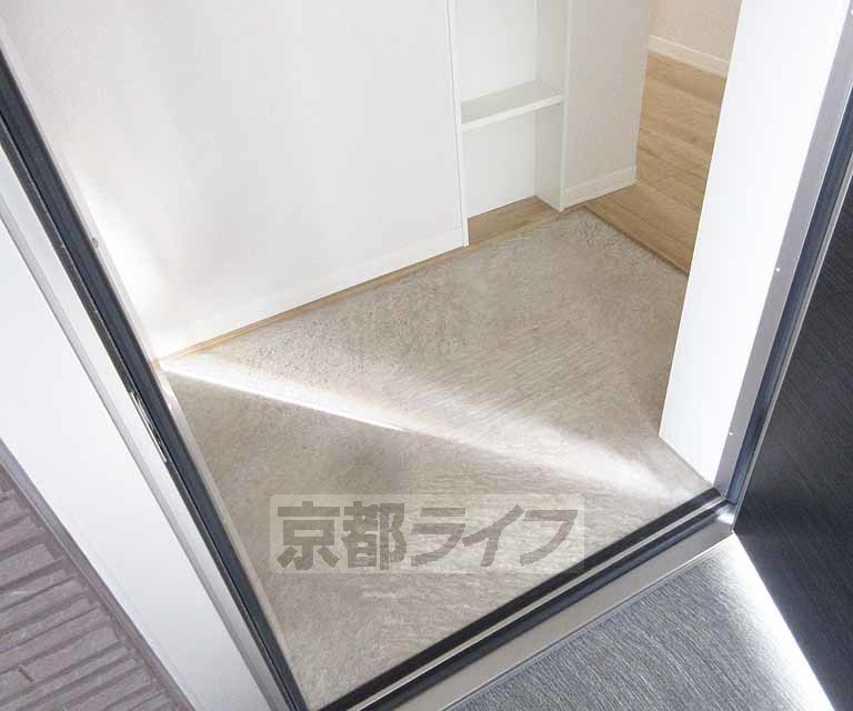 玄関　広々とした玄関です！