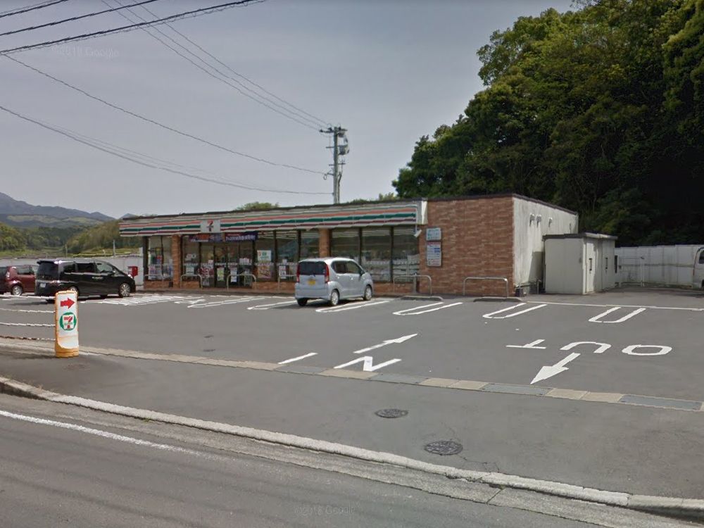 コンビニ　セブンイレブン 雲仙吾妻店（コンビニ）まで398m