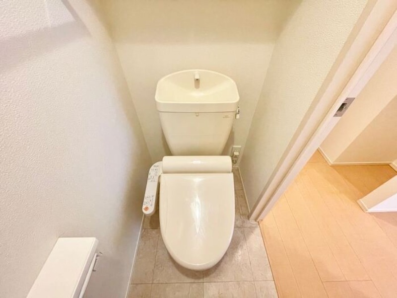トイレ　図面と現状に相違がある場合には現状を優先
