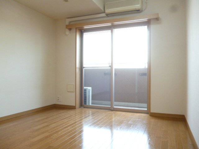 居室・リビング　居室※別部屋参考写真