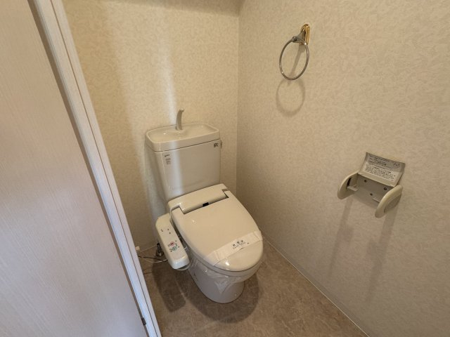 トイレ　参考写真