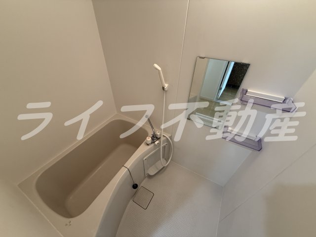 バス・シャワールーム　ゆったり過ごせるお風呂です