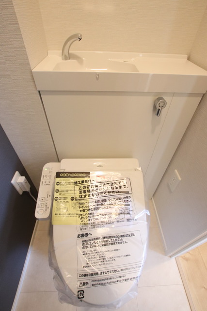 トイレ　◆快適に使用できる温水洗浄便座◆