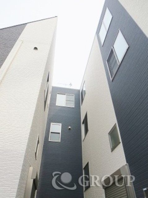 建物外観　明るい可愛い外観。