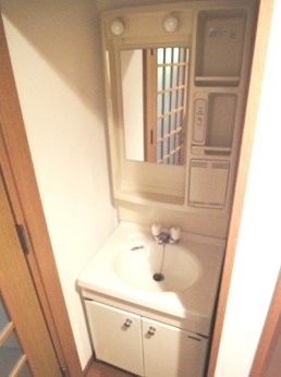 洗面設備　参考写真です。