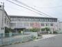 中学校　八木中学校（中学校）まで300m