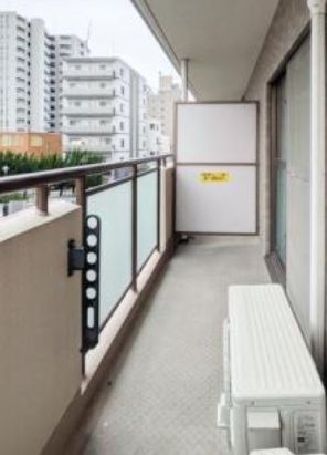 バルコニー　落ち着いた時間を過ごせるバルコニーです