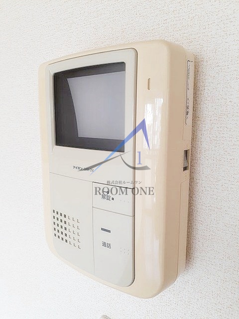 セキュリティ　モニター付きインターホンです。