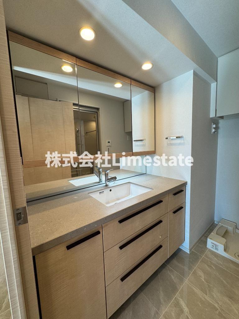 洗面設備　別部屋参考写真
