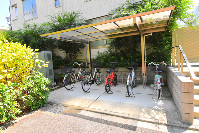 その他共有部分　駐輪場有ります。空きについてはご確認ください。
