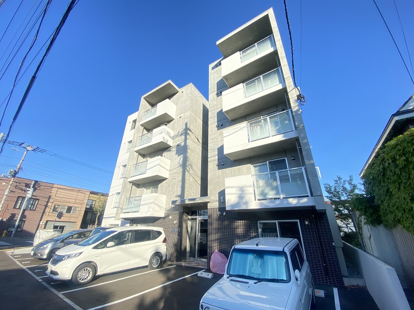 建物外観　☆物件名【Ｓｏｌａｉｅ　ｄｅｕｘ】とお伝え下さい！