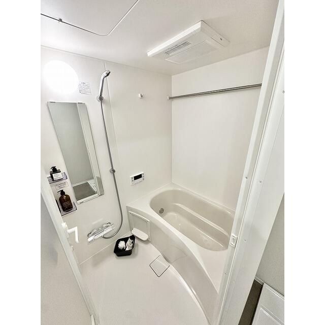 バス・シャワールーム　写真は同タイプ住居です。