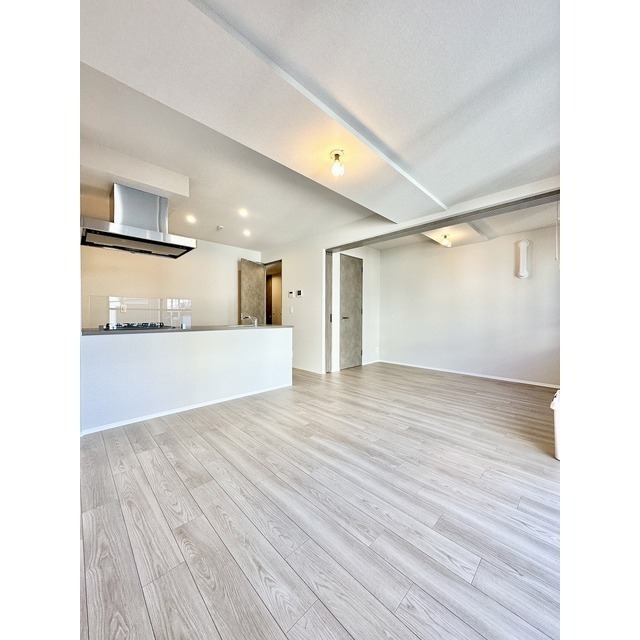 居室・リビング　写真は同タイプ住居です。