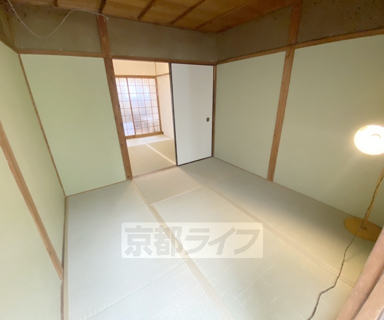 居室・リビング　ＪＲ嵯峨嵐山駅近くの物件です