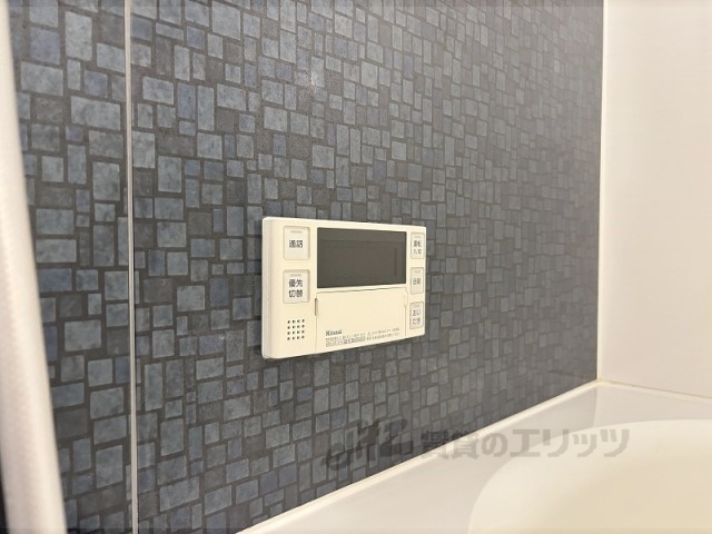 その他設備　給湯器リモコン