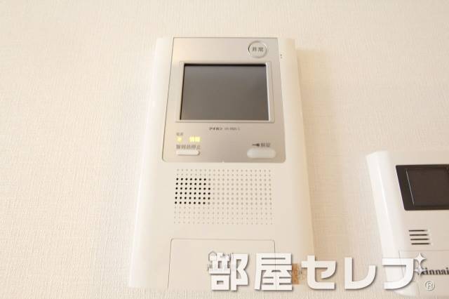 セキュリティ　ＴＶモニターホンでお客様も確認出来ます。