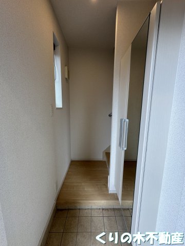 駐車場　ファミリーマート今治南宝来町店まで300m