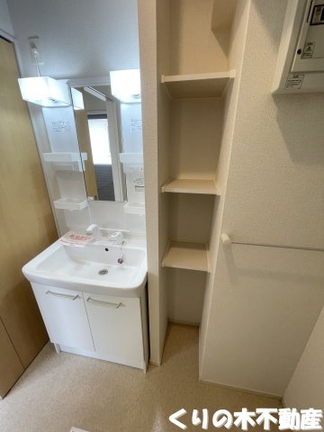 洗面設備　同タイプのお部屋です（現況を優先します）