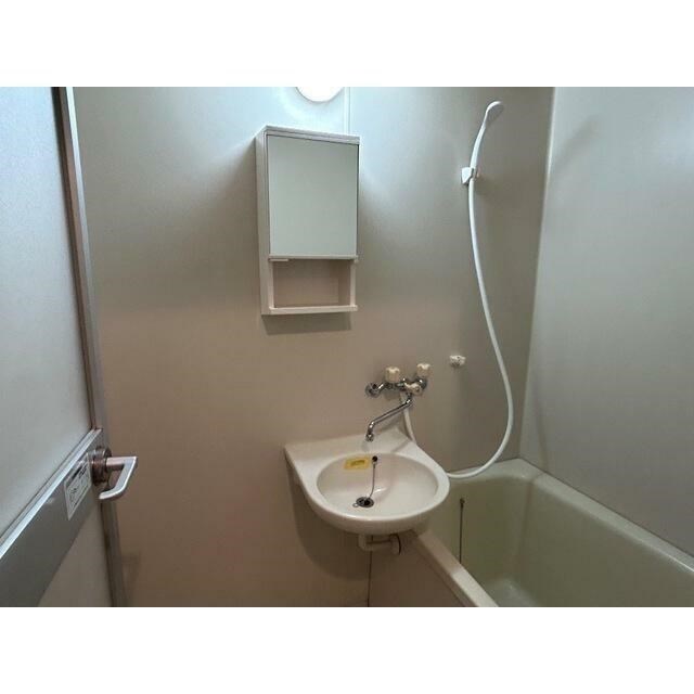 洗面設備　別号室の写真です