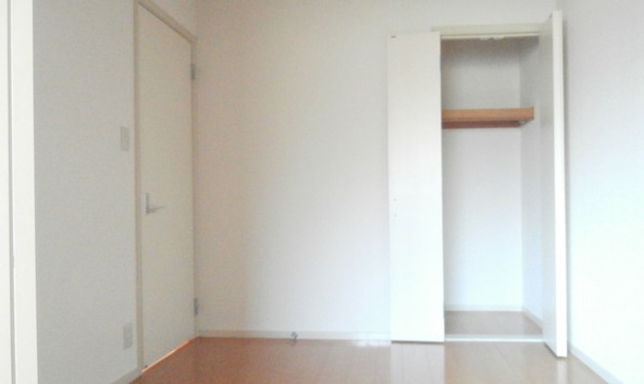 収納　別部屋参考写真