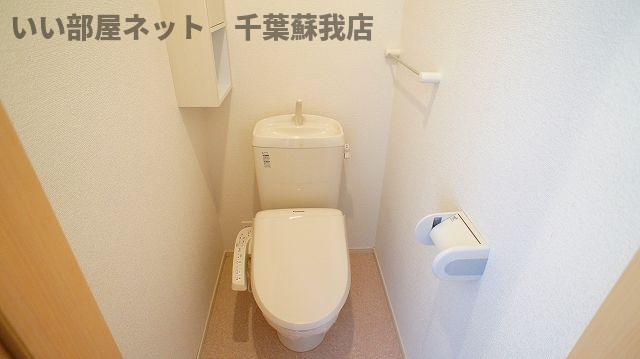 トイレ　落ち着いたトイレです