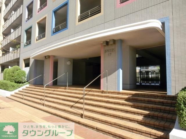 エントランス　建物入り口です