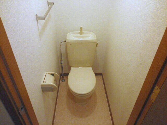 トイレ　清潔感のあるトイレです。