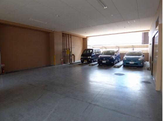 駐車場　★見学予約受付中★