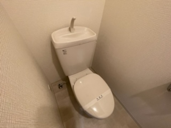 トイレ　※別部屋の写真です