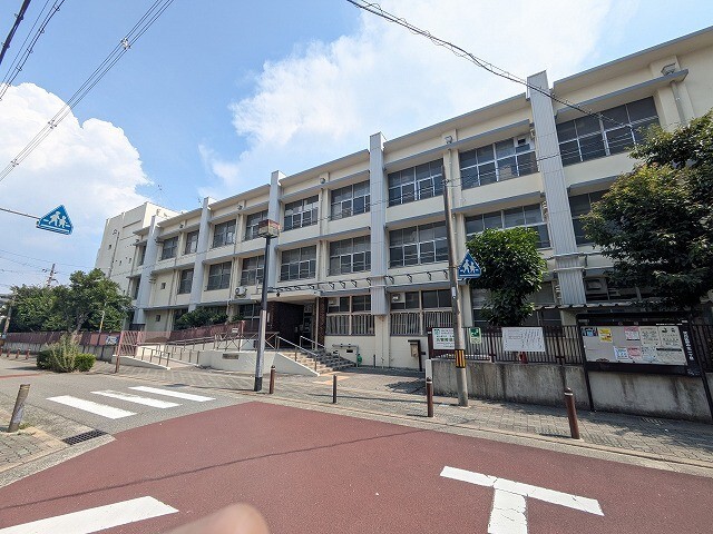 小学校　大阪市立野中小学校（小学校）まで386m