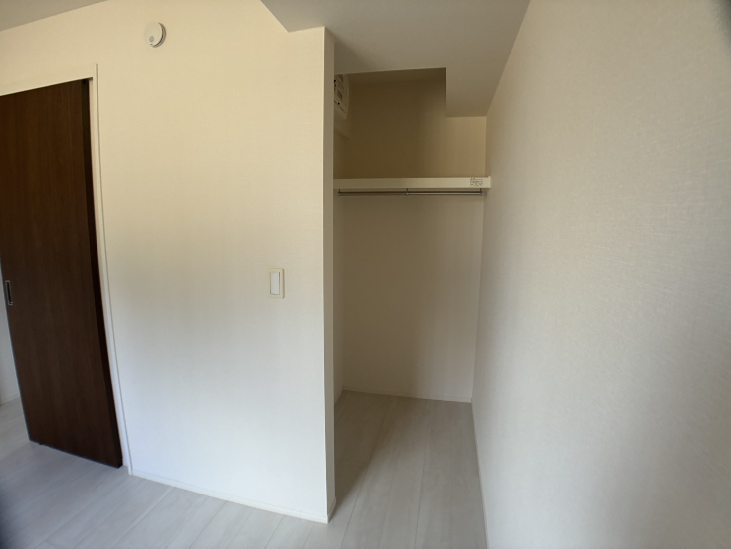 収納　写真は同アパート別部屋を使用しております。