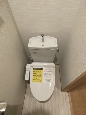 トイレ　同施工会社施工物件の参考写真になります※現況優先