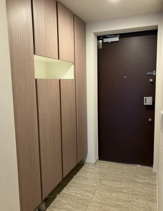 玄関　同じ仕様