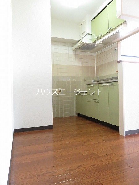 キッチン　2口ガスコンロが置けるキッチンです。※参考画像